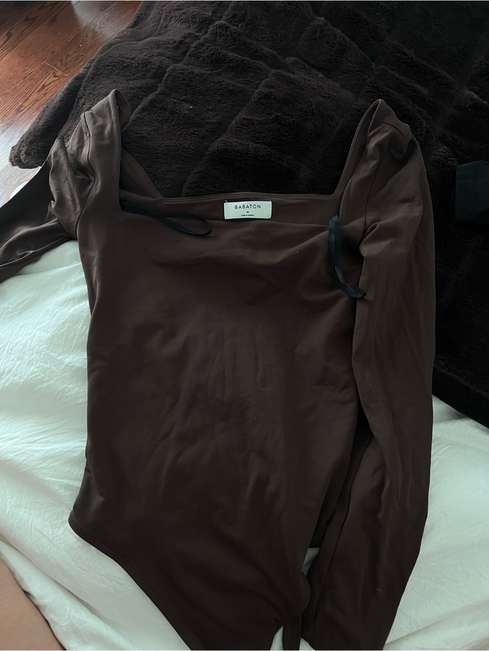 Babaton Chocolate Brown Square-Neck Long-Sleeve Bodysuit